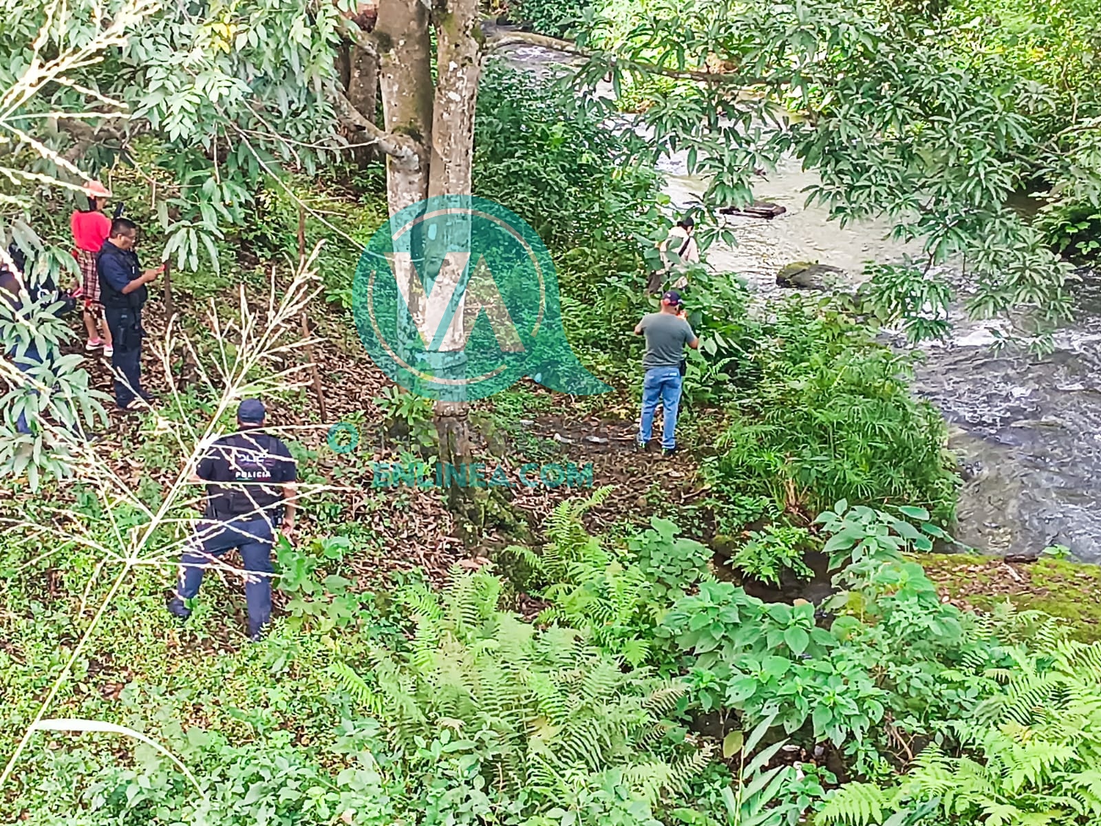 🚨 Mu3re hombre tras caer al río