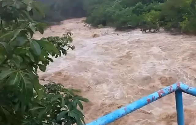 Vuelven a cerrar presa Yuribia; aumenta turbiedad por lluvias