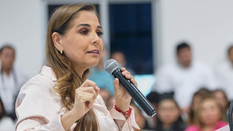 Mara Lezama felicita a AMLO por la llegada del primer vuelo de Mexicana a Tulum