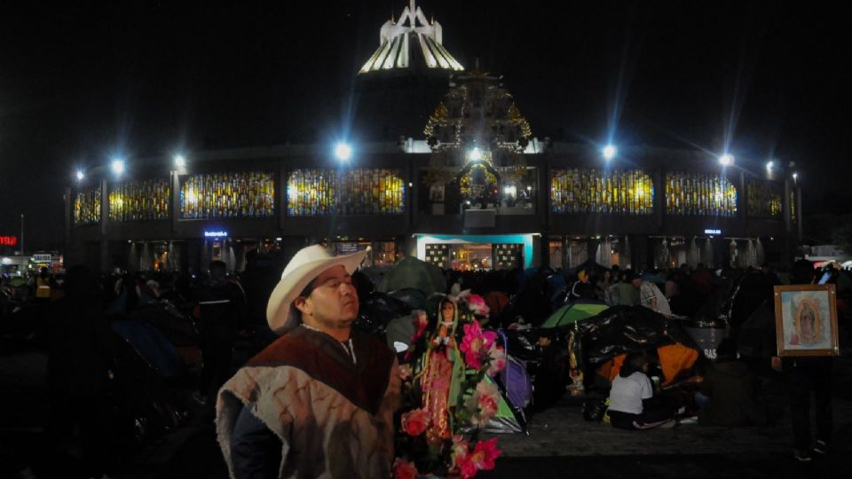 Heladas y chubascos: así amanecieron los peregrinos este 12 diciembre