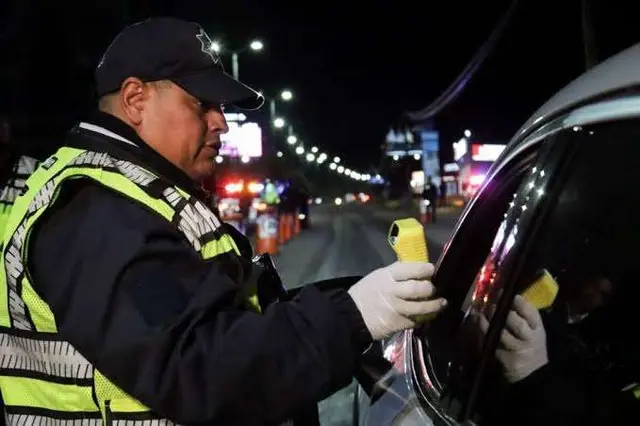 Alcoholímetro seguirá, aunque conductores se molesten: Seguridad Pública