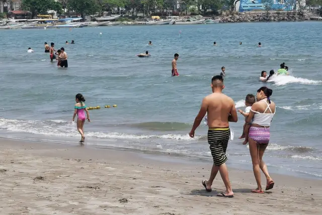 Cofepris corrige 6 meses después: playas de Veracruz, las más limpias