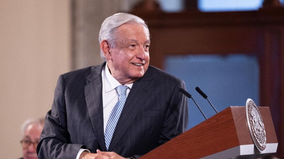 AMLO afirma que sus reformas buscan devolver a la Constitución el espíritu democrático y de justicia social