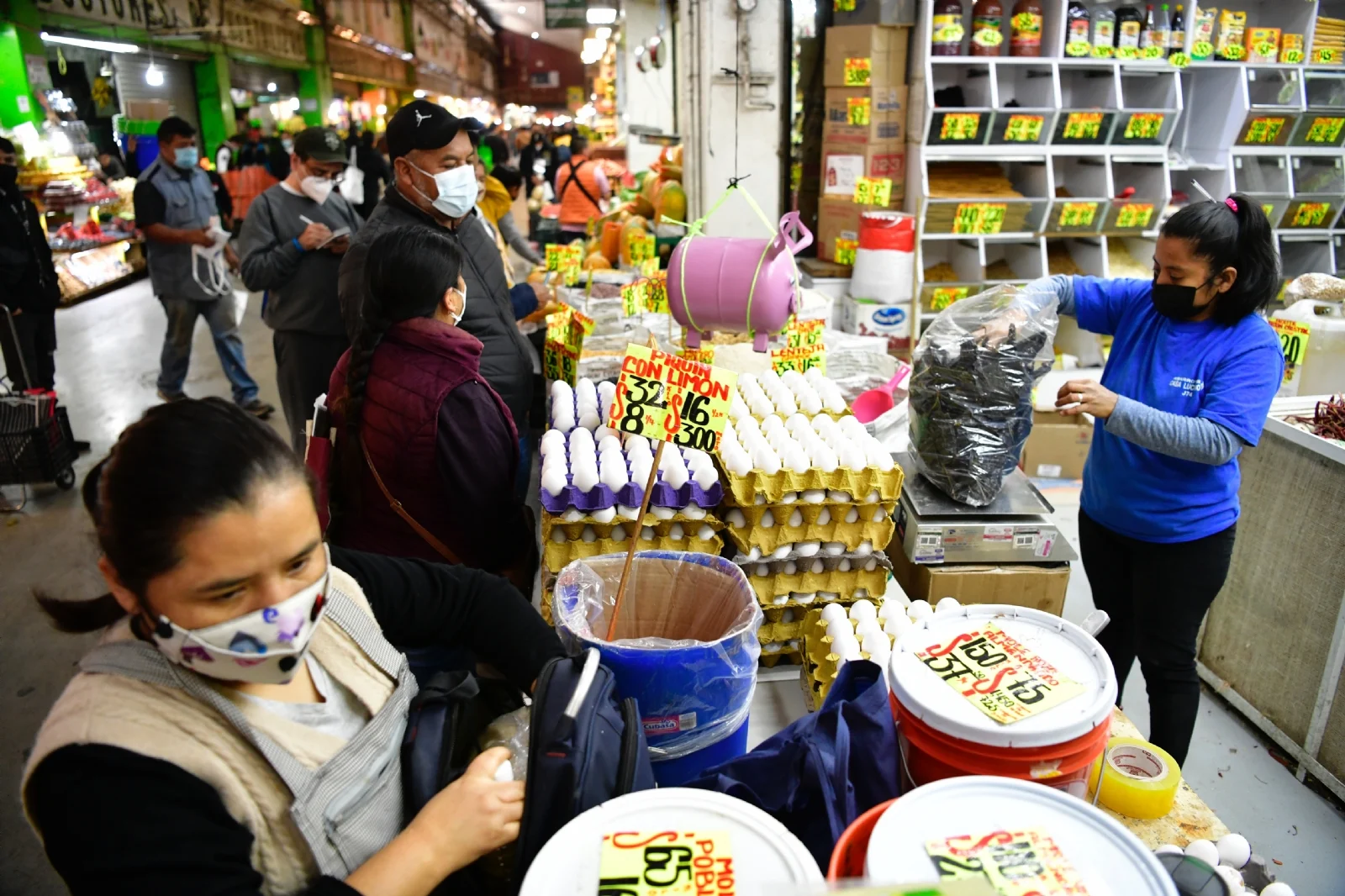 Científicos mexicanos encuentran plomo en alimentos de la canasta básica