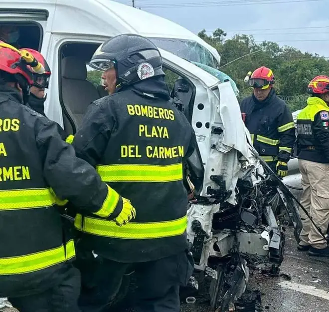 López Obrador lamenta muerte de turistas en accidente carretero en Quintana Roo