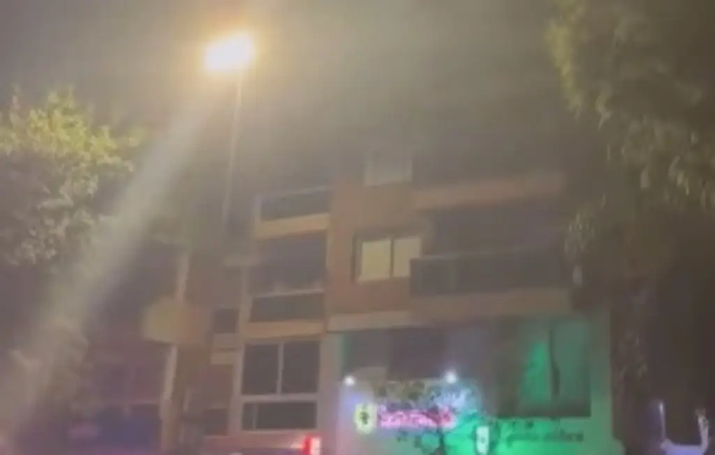 Muere al caer de 30 metros, intentó escapar de un incendio