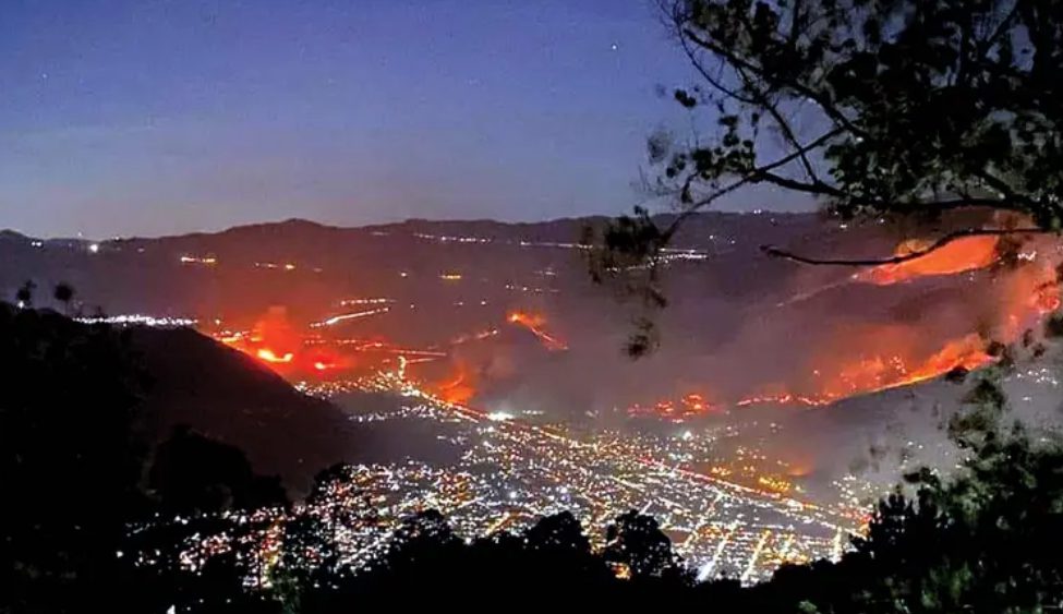 Incendios empañan el inicio de Semana Santa; afectaciones en 14 estados