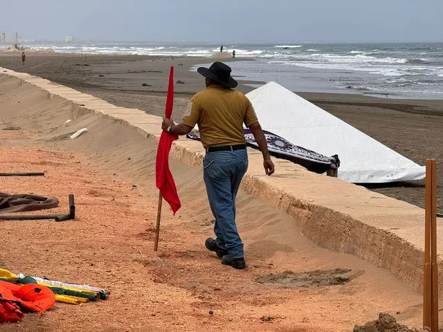 Bandera roja en playas de Coatza: alertan a bañistas por frente frío