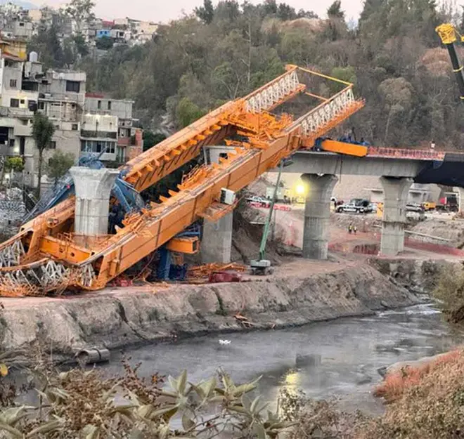 Colapsa maquinaria en obras del Tren Interurbano en tramo Presa Tacubaya CDMX