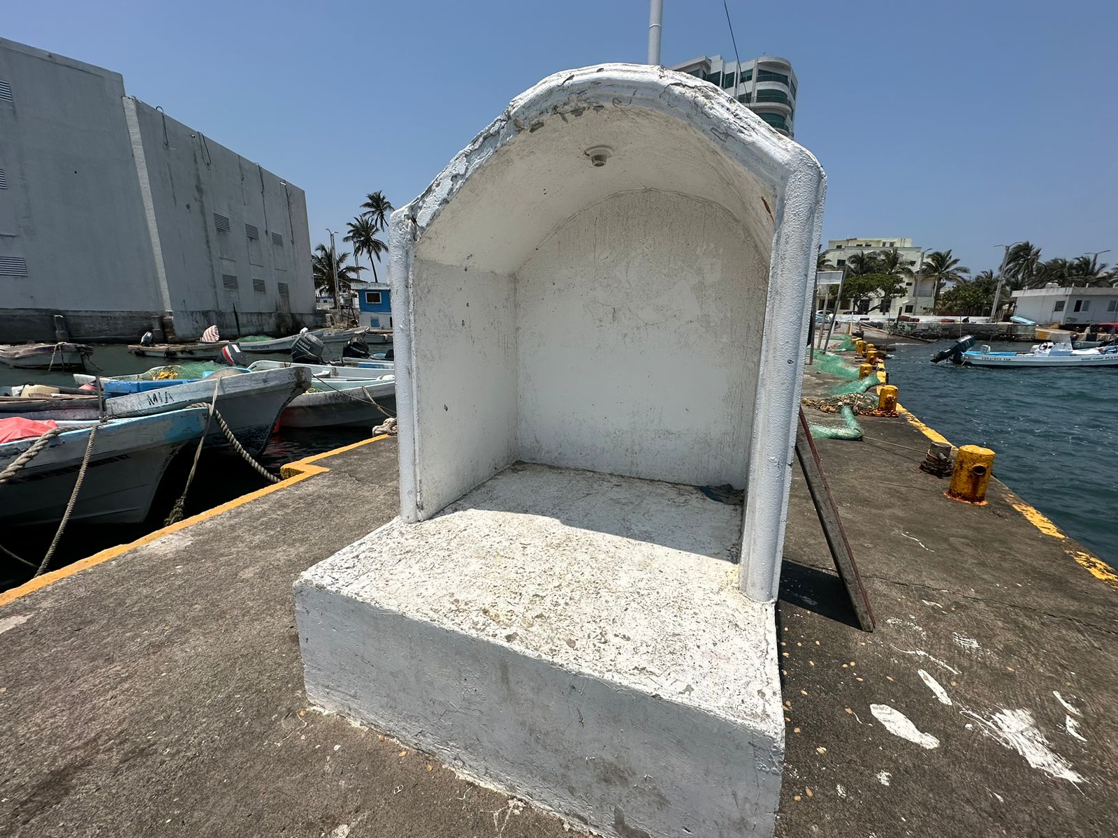 Roban a pescadores figura de patrono San Sebastián