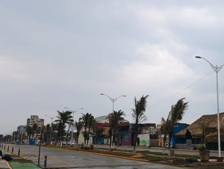 Frente Frío 45: este miércoles se prevé viento y lluvia en Veracruz