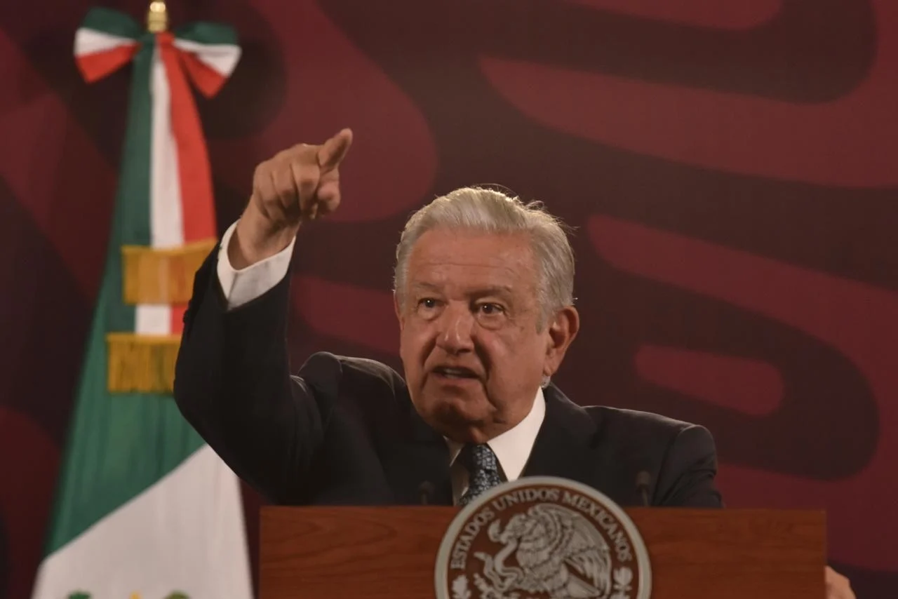 AMLO calificó de «vil politiquería» informe que evaluó impacto del covid-19 en México