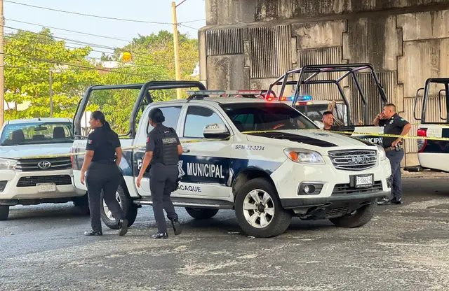 Dejan cuerpo desmembrado en carretera del sur de Veracruz