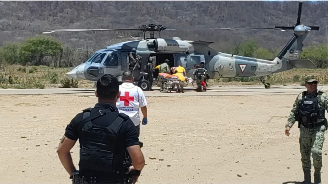 Explosión en presunto narcolaboratorio en Sinaloa deja 9 militares heridos