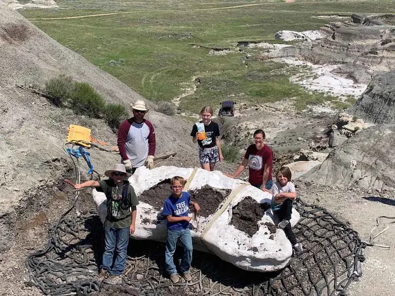 Tres niños descubren fósil de dinosaurio extremadamente raro