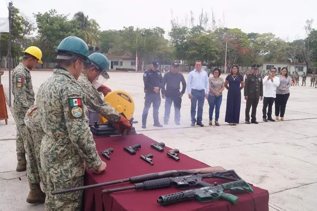 Destruyen 91 armas y más de 2 mil municiones en el sur de Veracruz