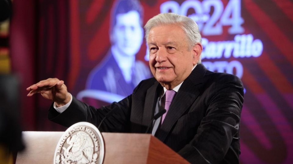 AMLO asegura que los conservadores están «pasmados» tras la aplastante victoria de Morena