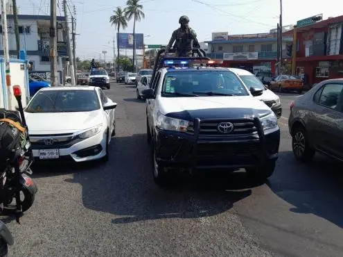 Balacera en Veracruz: policías estatales disparan a dos mujeres