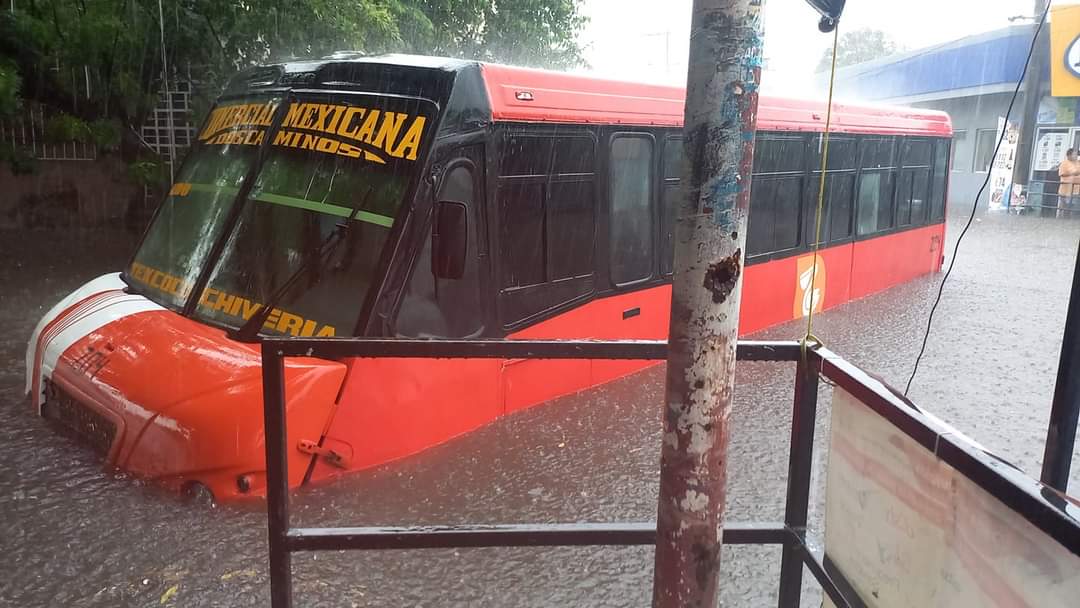 Aguacero inunda colonias de Veracruz – Boca del río