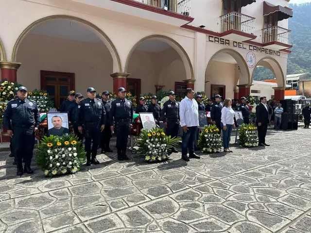 Murieron como héroes: despiden a 4 policías en Tepetlán