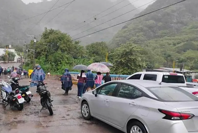 Daña Cris 70 viviendas en Huiloapan y Tlilapan