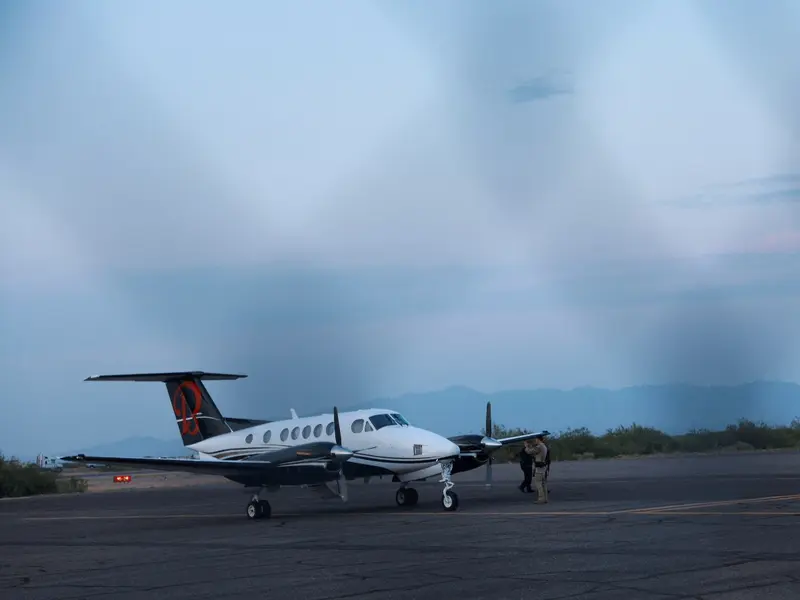 FGR pide formalmente a Estados Unidos información del vuelo que llevó a El Mayo y a Guzmán