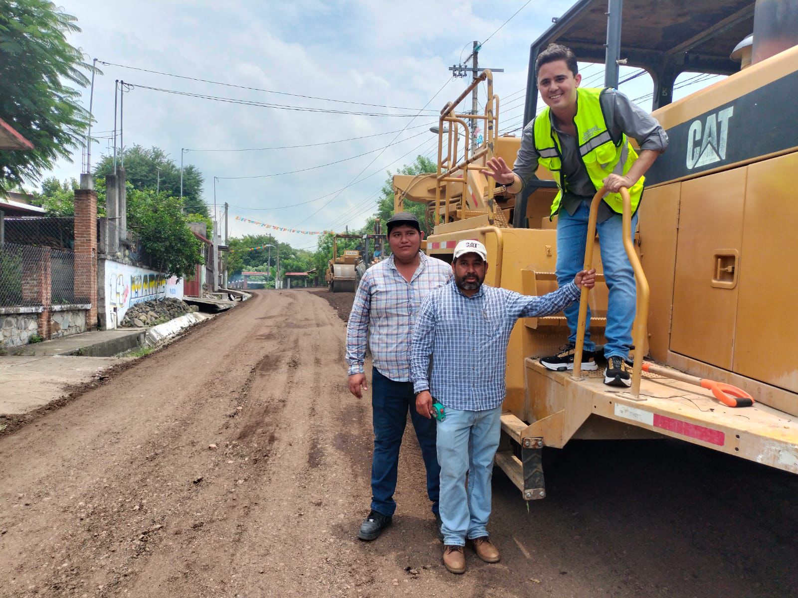 Al final del 2024 carretera Ranchoapan- Los Meridas en los tuxtlas estará rehabilitada: Rafa Fararoni