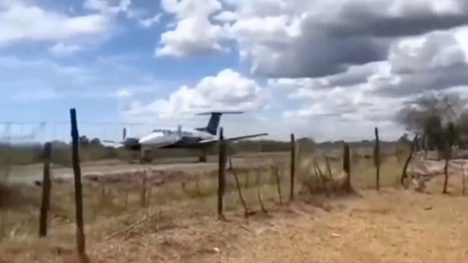 Captan momento exacto en que despega avión del Mayo Zambada