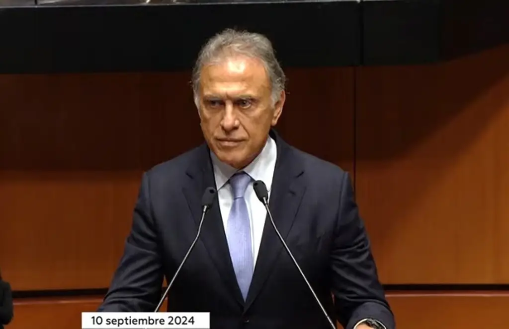 Seguiremos en el PAN, no hemos negociado con Gobierno Federal: Yunes Linares rinde protesta como senador