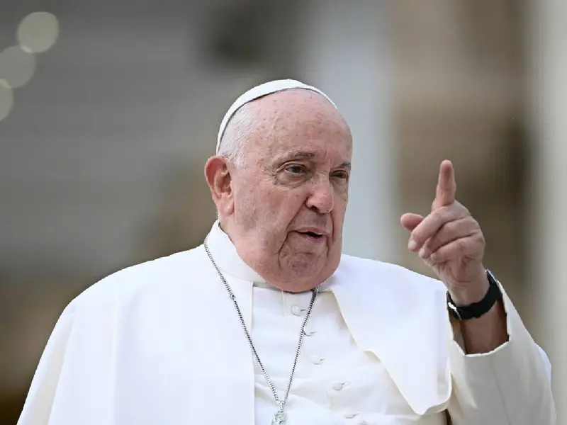 «Estamos destruyendo el mundo» con la guerra: Papa Francisco