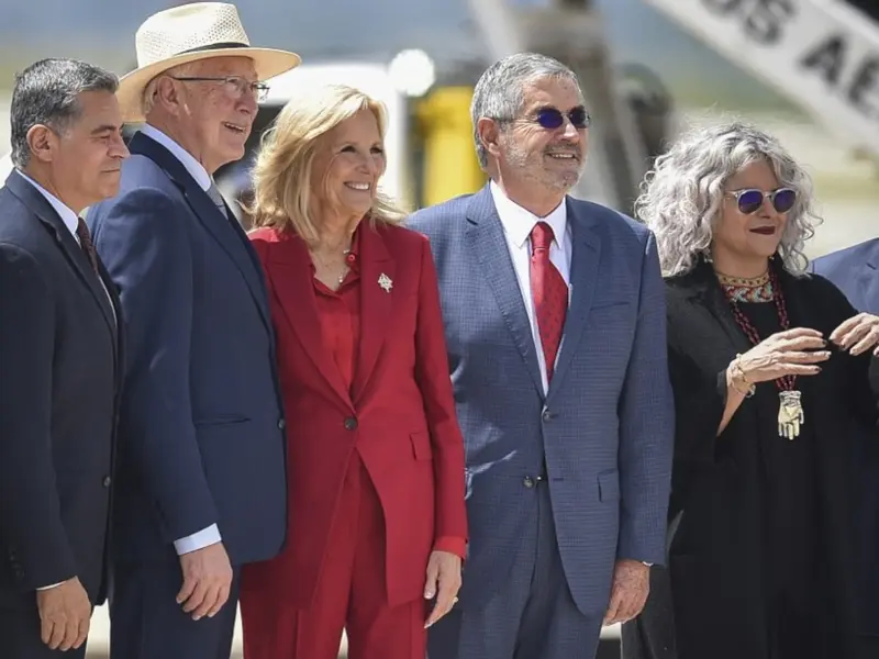 Jill Biden llega a México para asistir a investidura de Sheinbaum