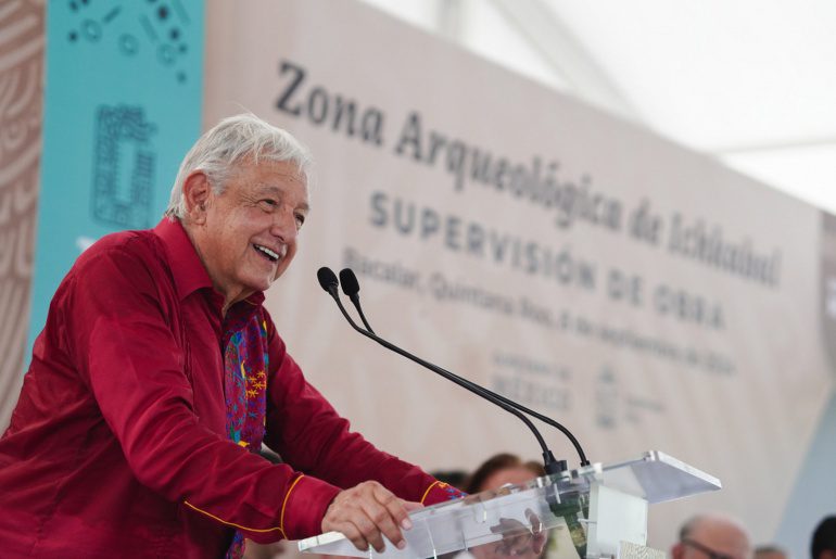 Obras en inmediaciones del Tren Maya generan empleos y atraen turismo: AMLO