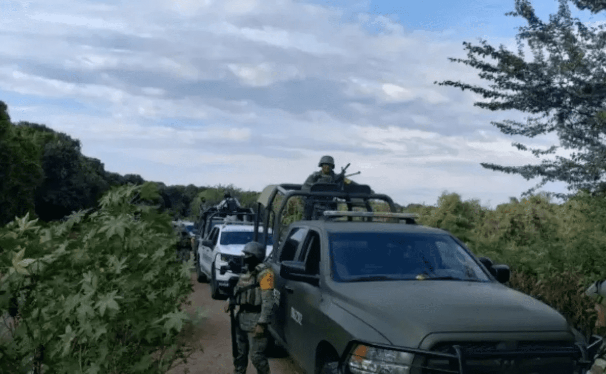 Reportan enfrentamientos entre delincuentes y elementos del Ejército en Culiacán; suspenden clases