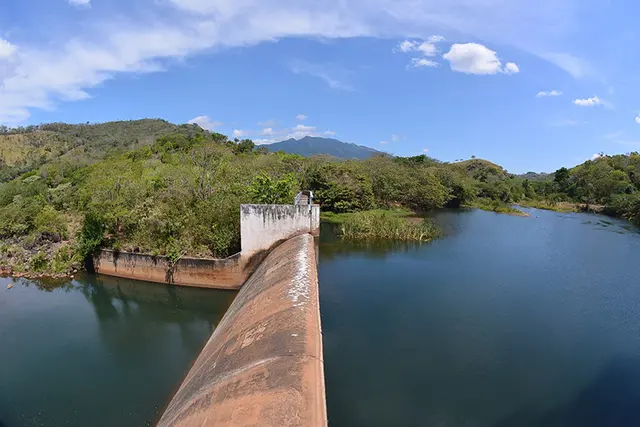 Cierre Presa Yuribia: Tatahuicapan para labores y bloquea accesos