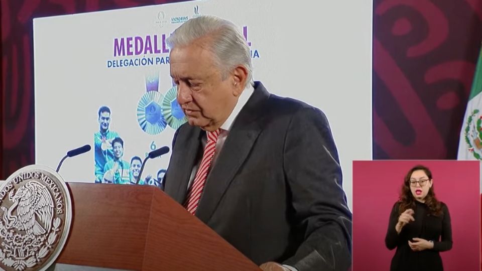 AMLO reconoce a atletas paralímpicos por ganar 17 medallas