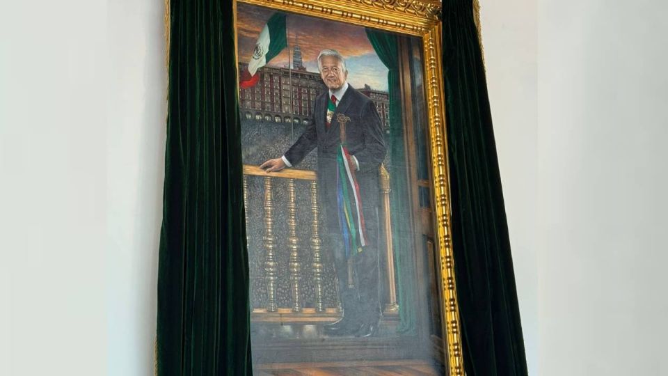 “Misión cumplida”, AMLO devela cuadro en la Galería de los Presidentes en Palacio Nacional