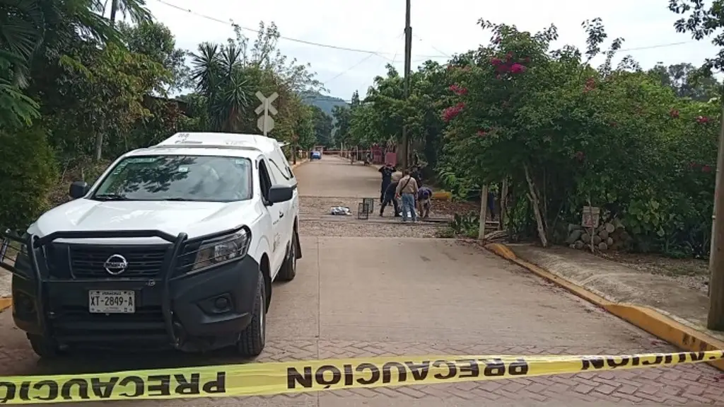 Muere migrante al caer de tren carguero en zona centro del estado de Veracruz