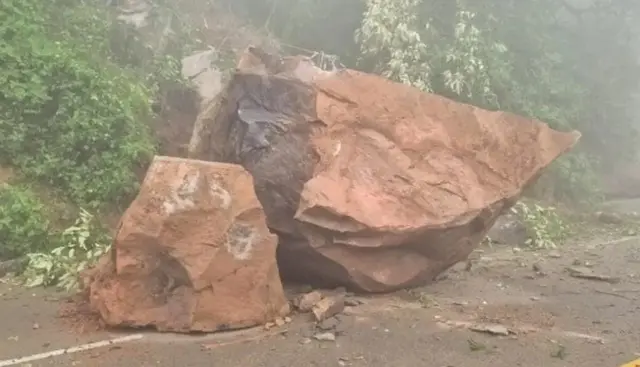 Cierran la autopista Puebla-Córdoba por caída de piedras