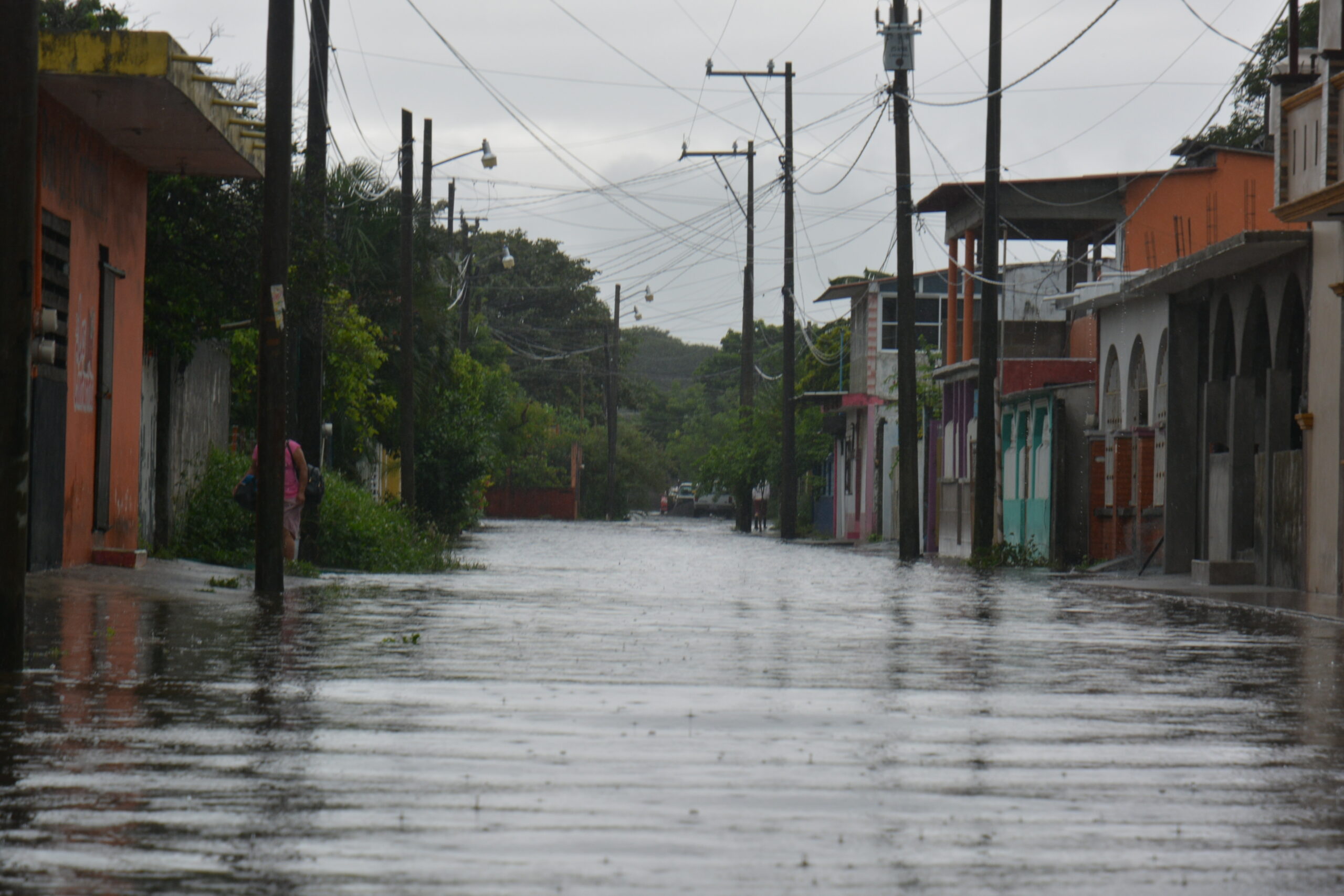 Reportan inundaciones en Lerdo de Tejada