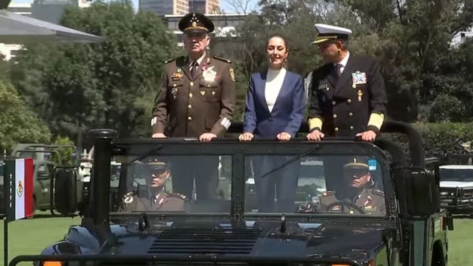 Fuerzas Armadas realizan ceremonia de salutación a la presidenta Claudia Sheinbaum