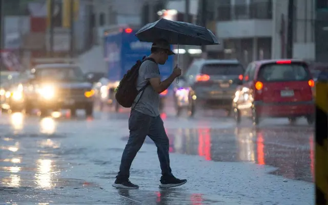 Onda Tropical 30: este Día de Muertos se prevén lluvias en Veracruz