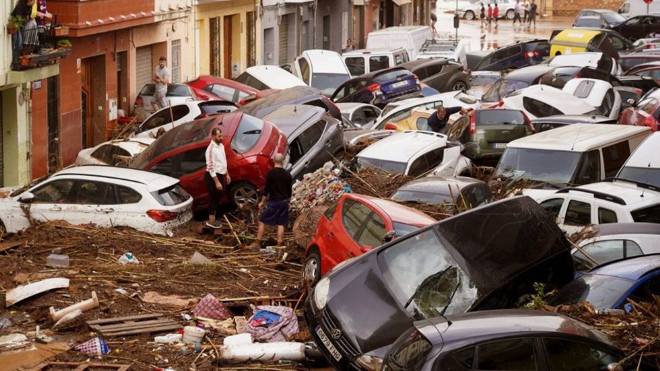 A pesar de diferencias, Sheinbaum brinda su solidaridad a Valencia tras paso de DANA que dejó más de 200 muertos