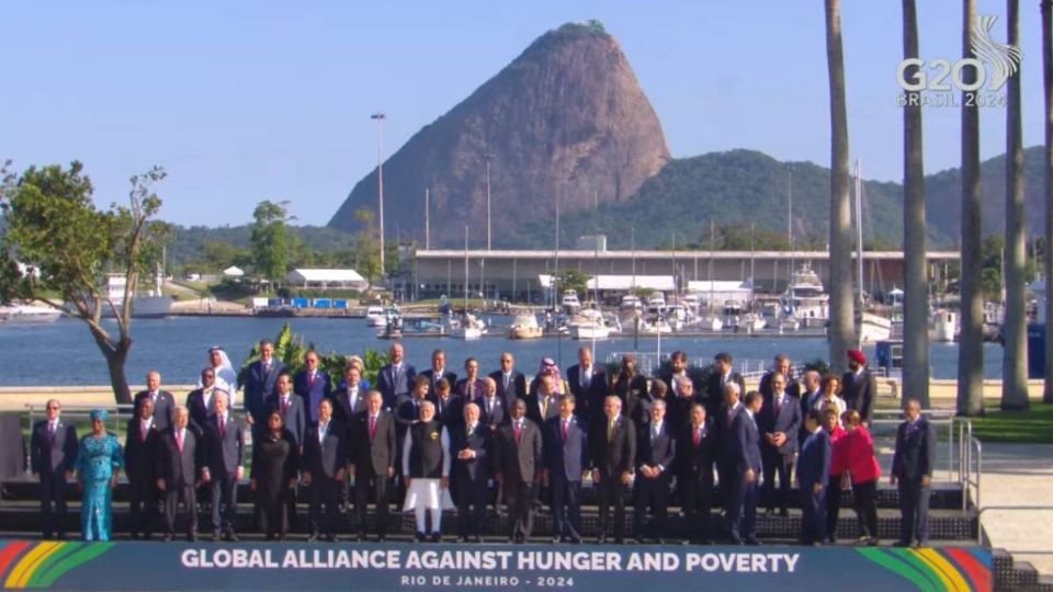 Claudia Sheinbaum y mandatarios del mundo se toman la foto oficial del G20