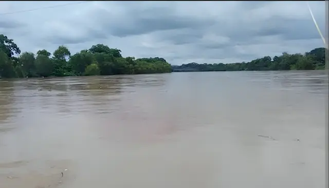 Reportan desaparecido a Salvador tras caer a río en Cosamaloapan