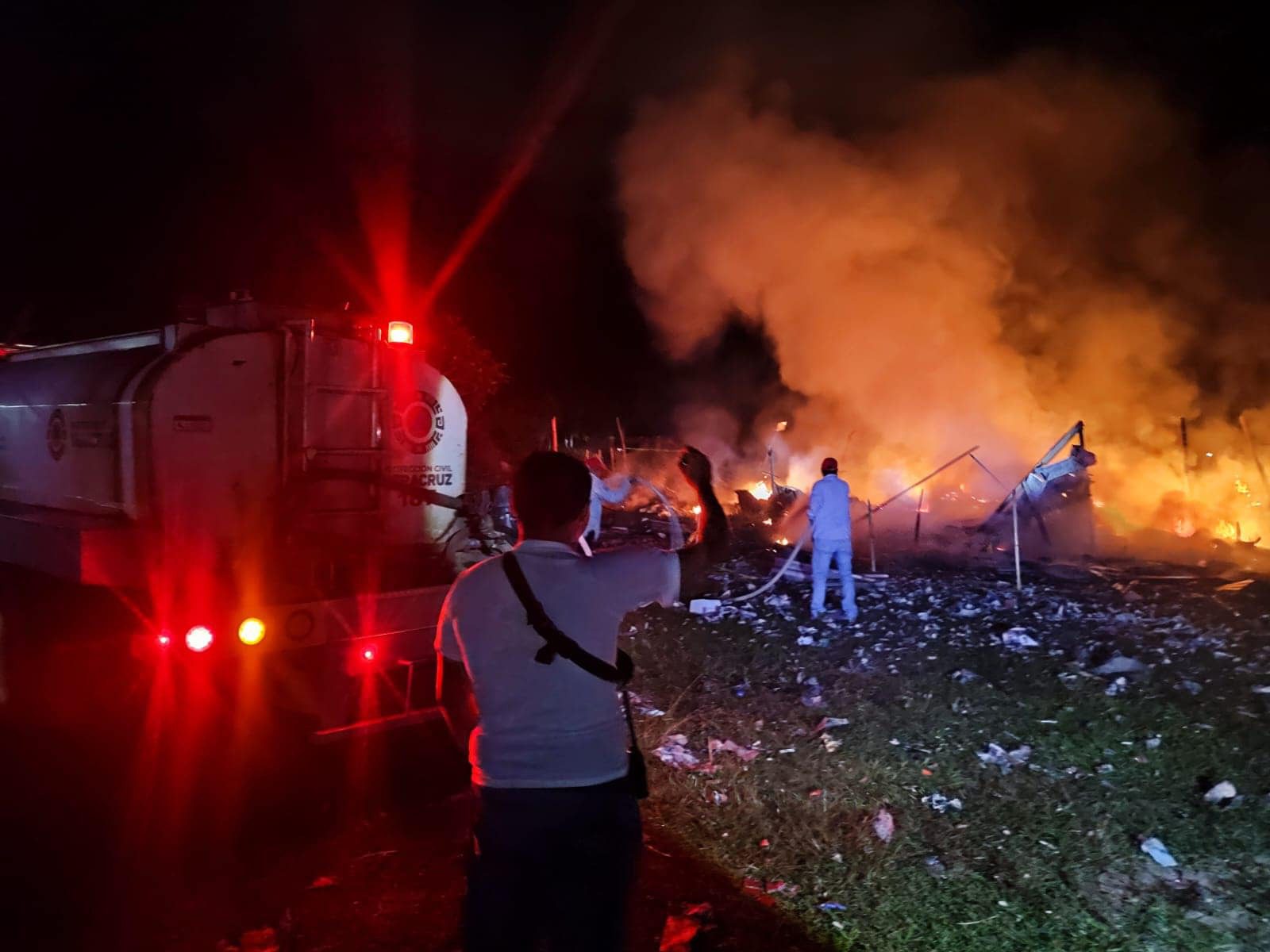 Sin personas lesionadas o fallecidas tras incendio provocado por pirotecnia en Isla