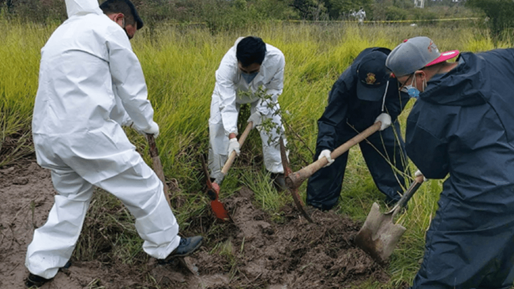 Suman 17 cuerpos hallados en fosas clandestinas de Chiapas