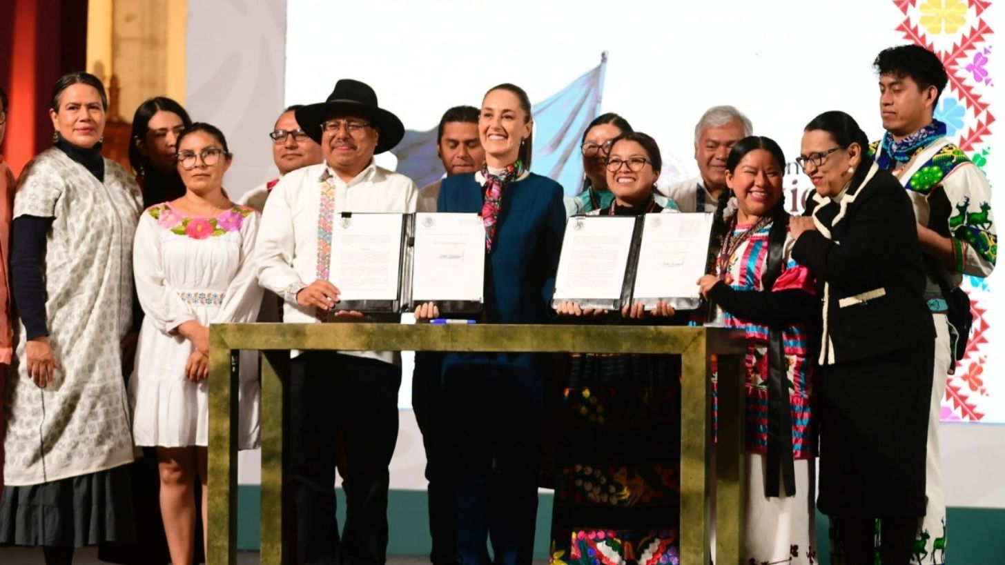 Claudia Sheinbaum firma 2 decretos a favor de los derechos y pueblos indígenas