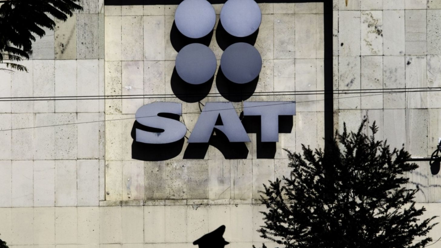 SAT asciende sus ingresos tributarios netos a 4.9 billones de pesos