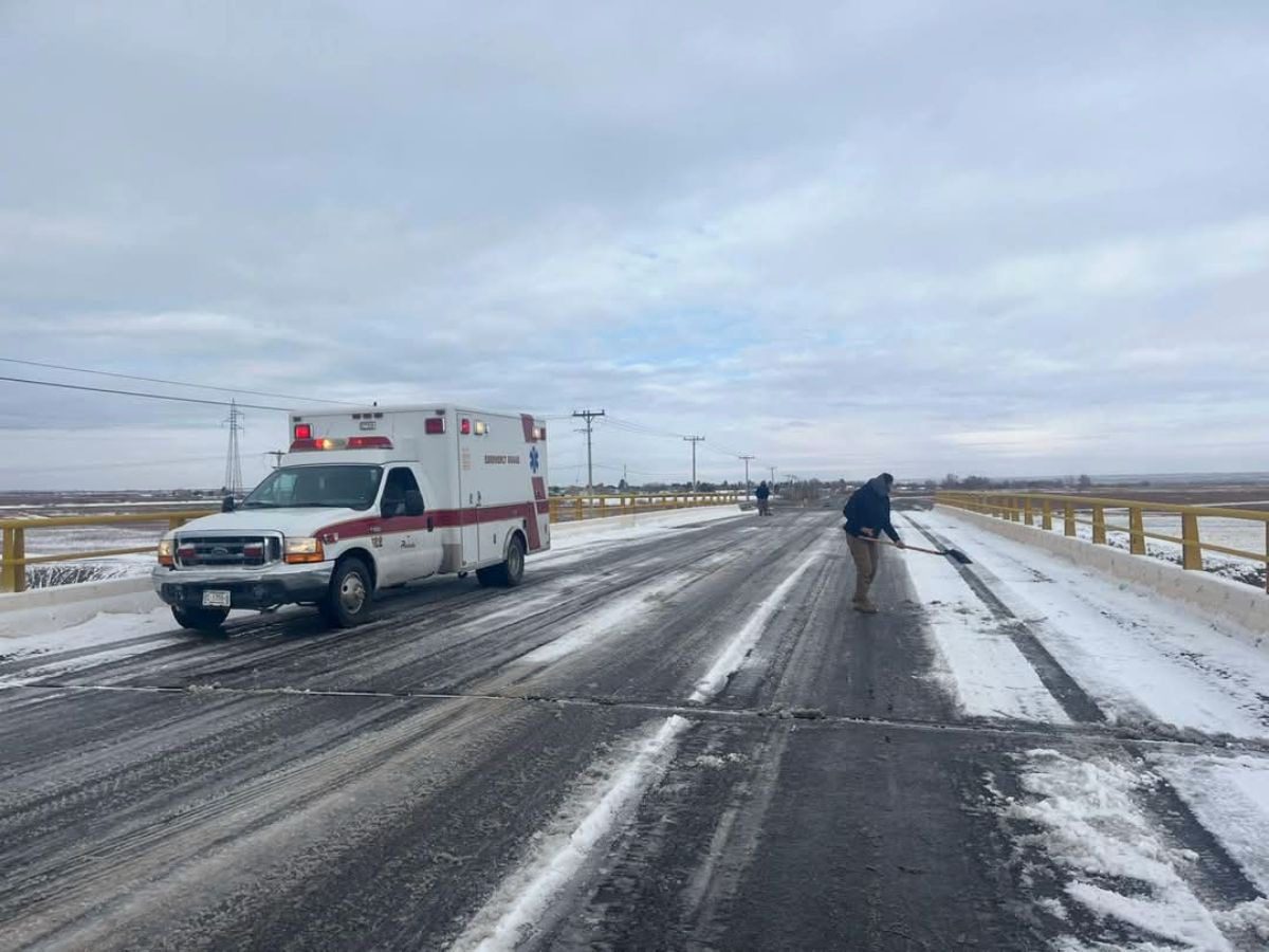 Cierran 23 tramos carreteros por nevadas en Chihuahua