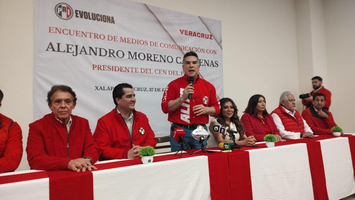 PRI deja al PAN destino de alianza opositora en Veracruz